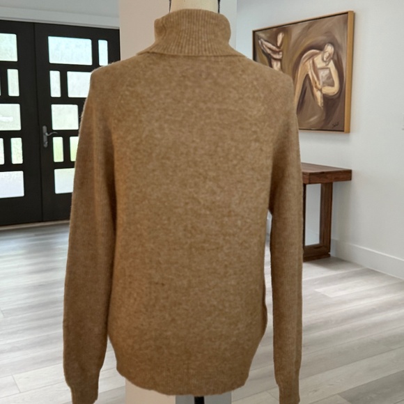 LOFT Tan Knit Turtleneck Sweater Size M - Picture 4 of 10